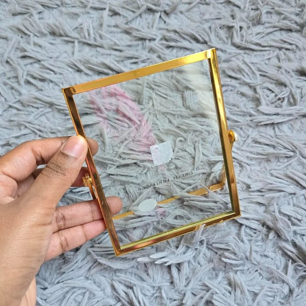 Gold 2x3 inch Frame
